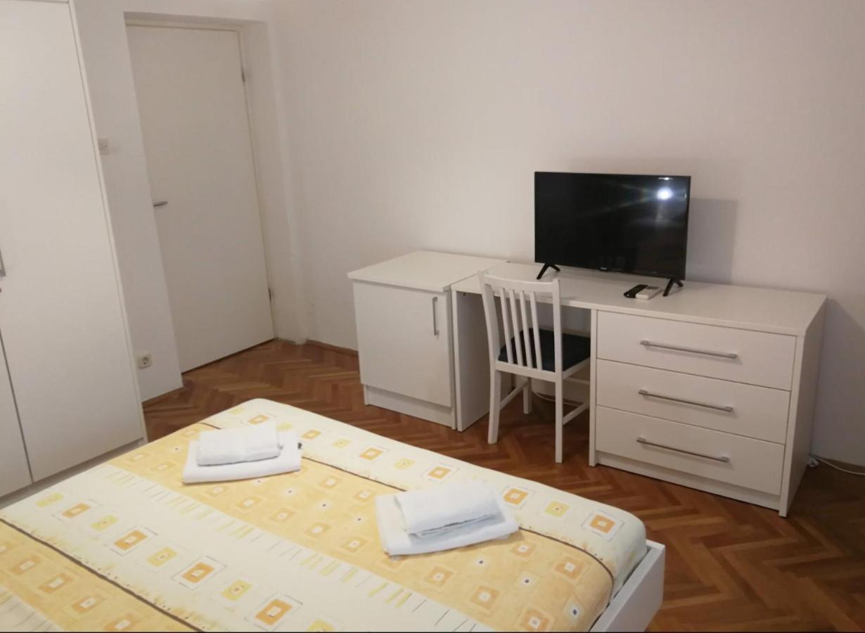 Rooms Beros Макарска Экстерьер фото