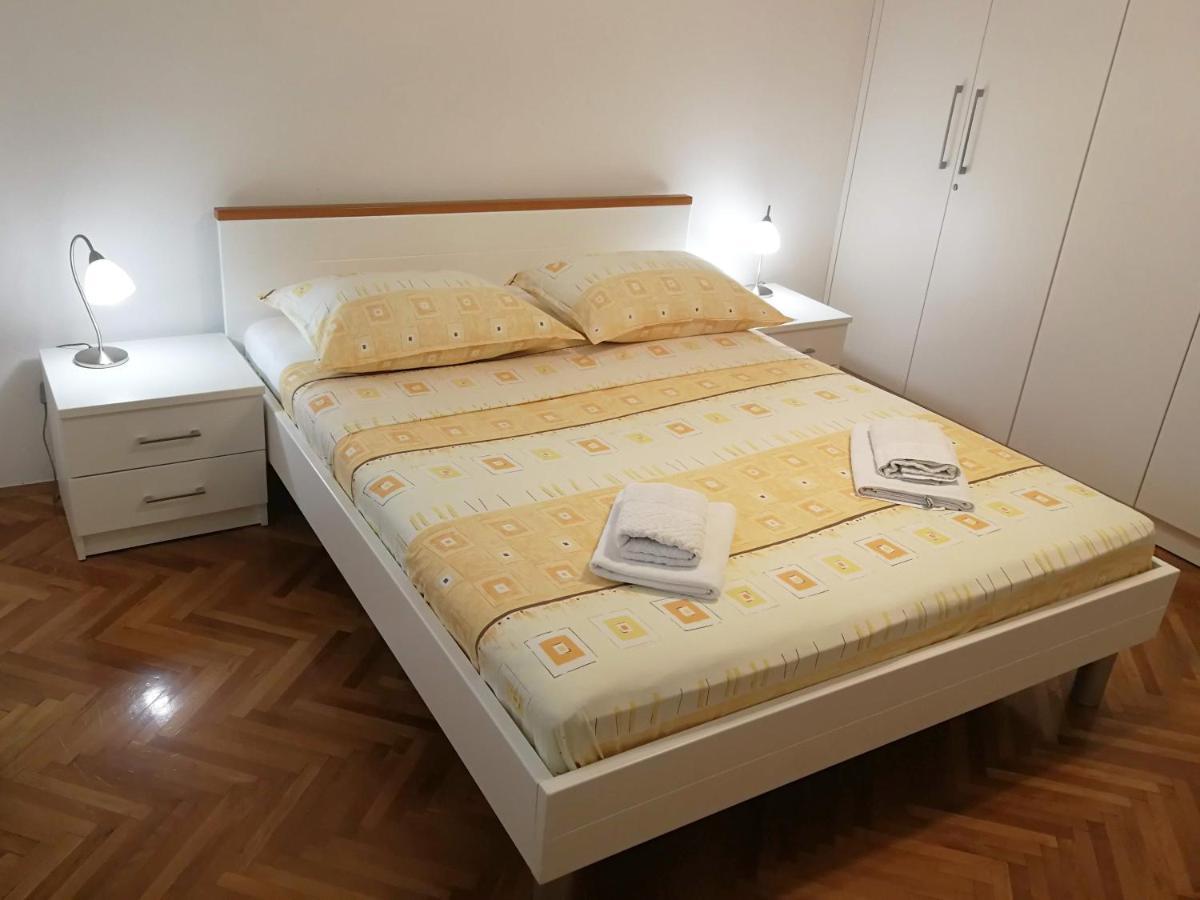 Rooms Beros Макарска Экстерьер фото